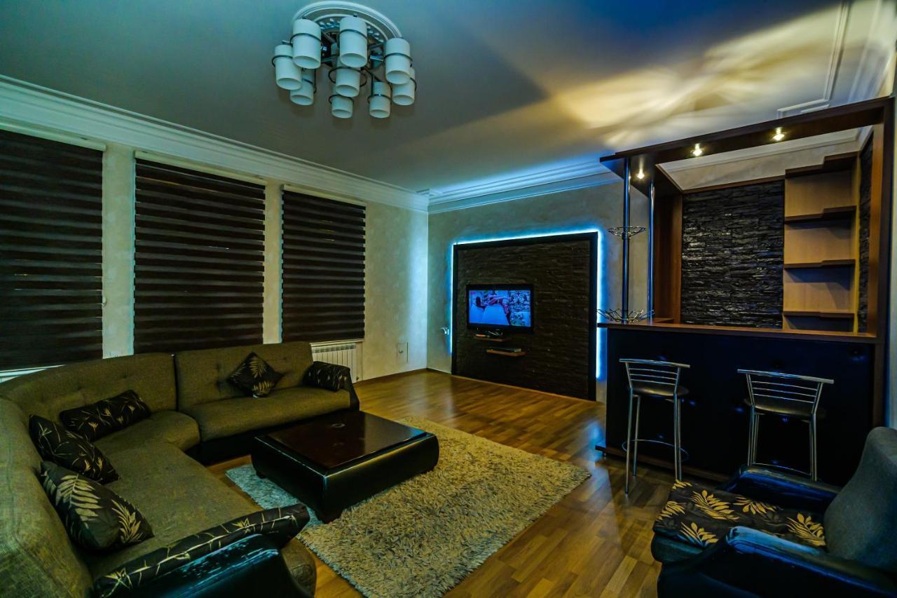 Modern Apartment Baku Exterior photo