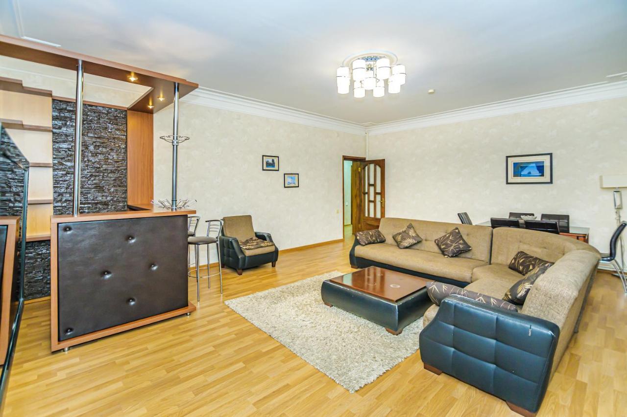 Modern Apartment Baku Exterior photo