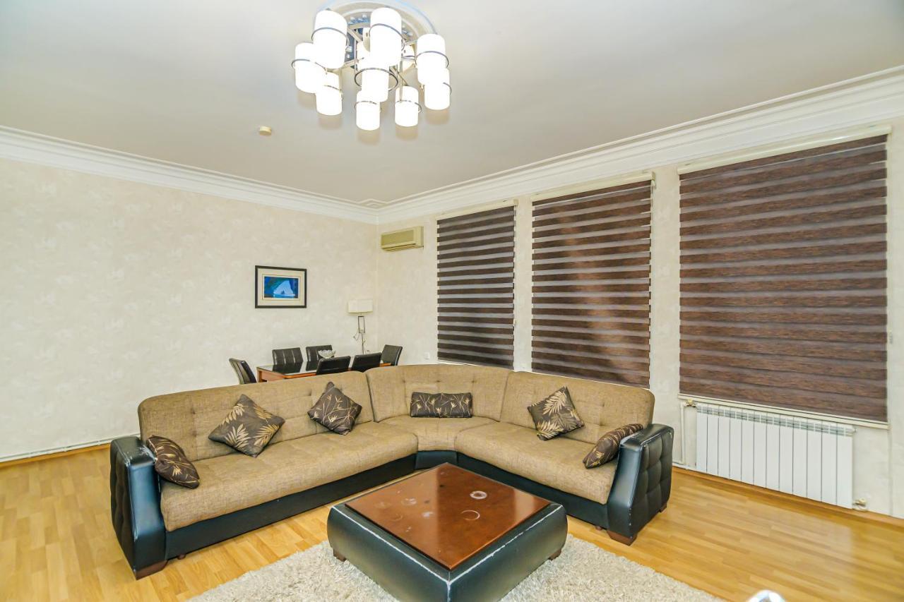 Modern Apartment Baku Exterior photo