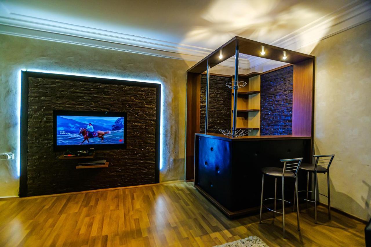 Modern Apartment Baku Exterior photo